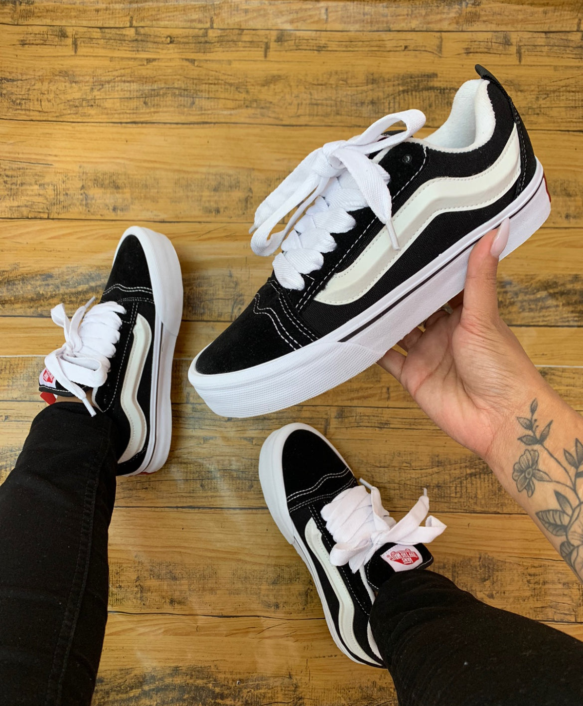 Vans Knu Skool Black White | Use Bela Morena